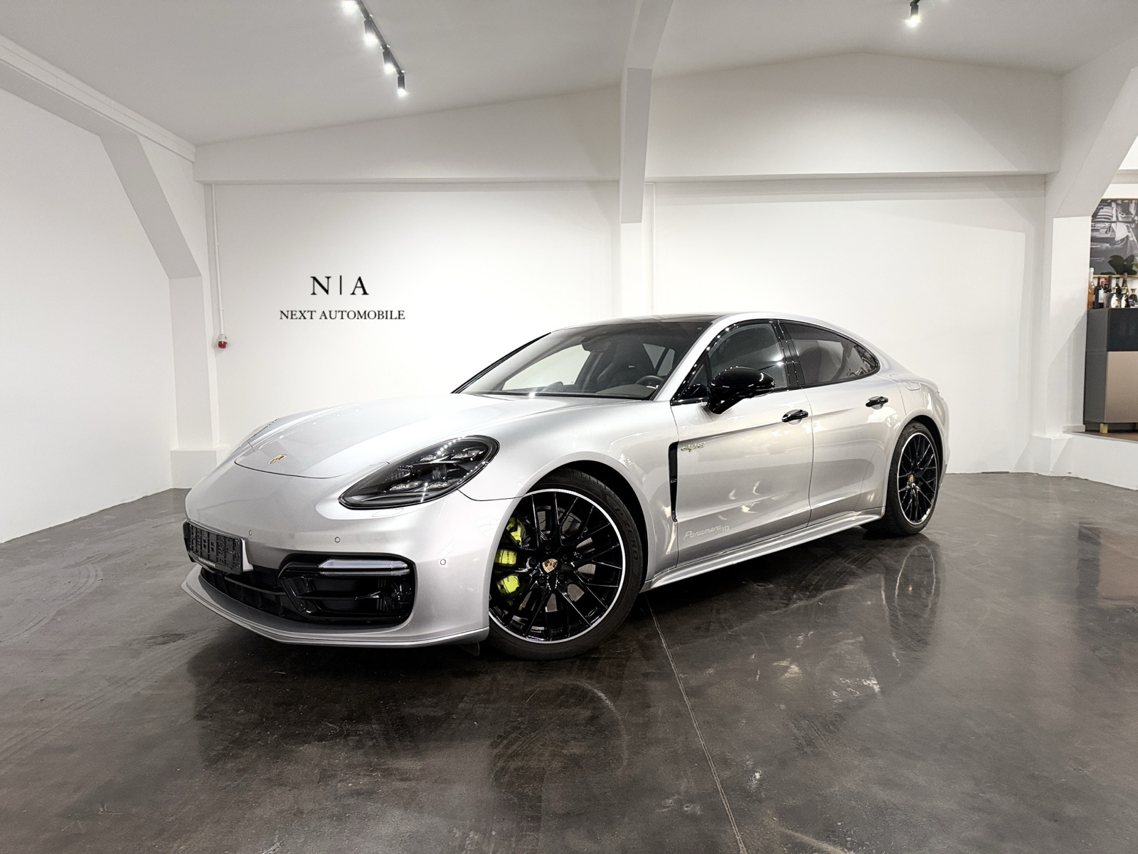 Porsche Panamera 4S