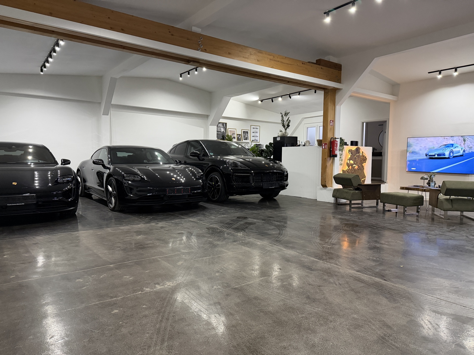 Showroom Gesamtansicht